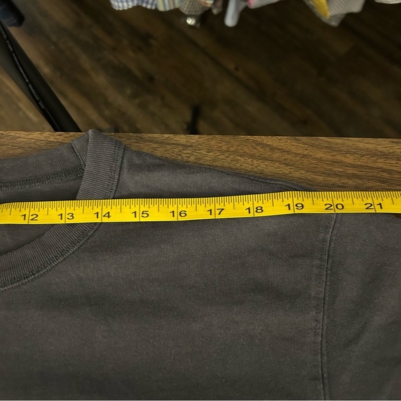 ❤️Uniqlo Men's Gray T-Shirt XL - Picture 6 of 9